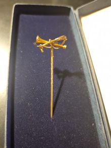 Rare Find: Vintage Hunting Pin