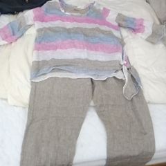 ladies summer linen top and trousers . Bought in Italy