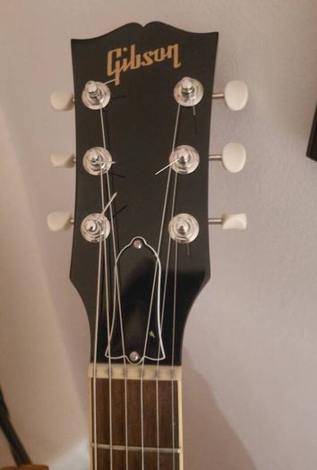 Gibson SG Special (2024), Ebony with P90s