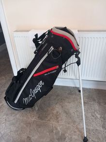 McGregor golf bag with stand.