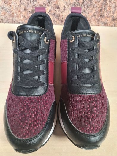 Women's Tommy Hilfiger City Iconic Knitted Trainers  Runners Purple Burgundy Size Uk 5 Eu 38