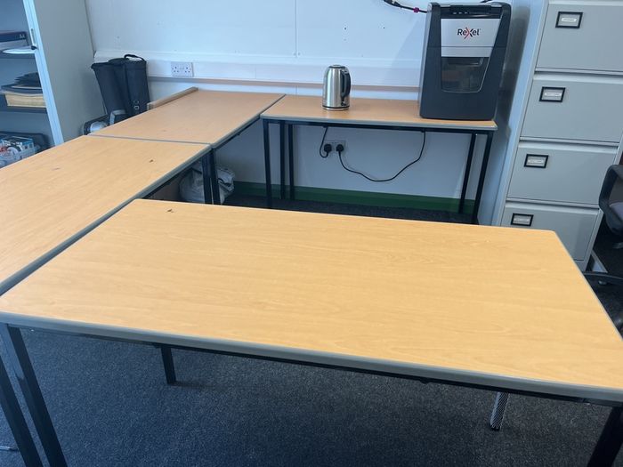 desks x 4 (nice day/hint office brand)