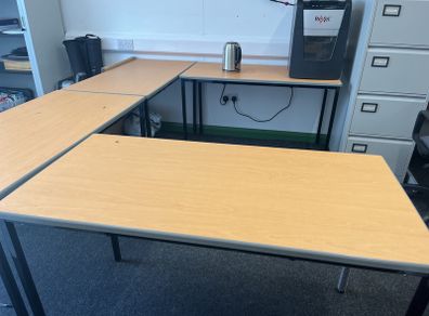 desks x 4 (nice day/hint office brand)