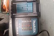 makita charger