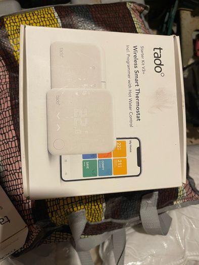 tado Smart Heating Bundle Barely Used 240 ono