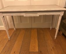 Console table from Blanc D'Ivoire