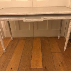 Console table from Blanc D'Ivoire