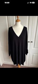 Capsule v neck black jumper size 32-34 - new