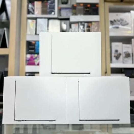 Macbook Air M4 Apple Macbook Air M4 Macbook Air M4 Apple Macbook