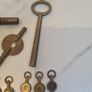 Antique pocket watch keys Image 5