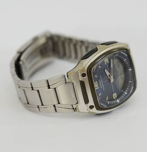 Casio Illuminator 2747 AW-81 Quartz Watch