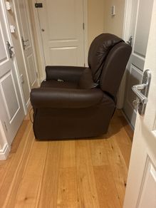 Electric remote control Recliner