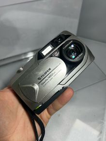 Fuji Film Fine Pix 1400Zoom 2000 Vintage Digital Camera