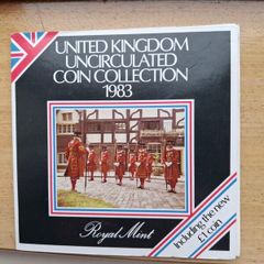 Coins - U.K Mint Set 1983 .