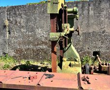 Vertical PTO Robinson saw mill