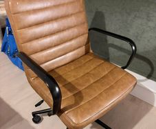Tan ribbed office chair - Delgany
