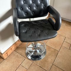 bar stool