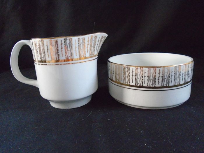 20 piece Arklow Pottery Tea set