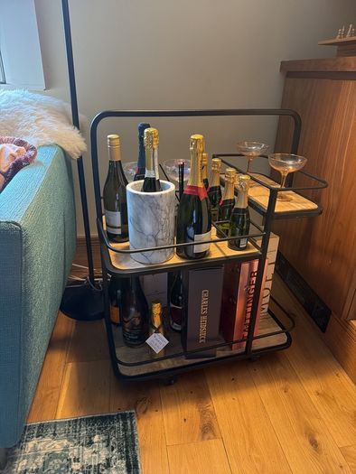 drinks trolley