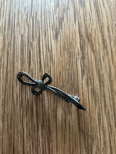Vintage art deco marcasite brooch