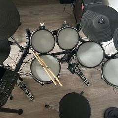 Millennium MPS-850 Electronic Drum Kit