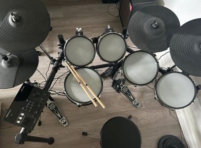 Millennium MPS-850 Electronic Drum Kit