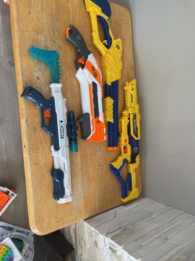 Large Nerf Blaster Collection Bundle 20 plus Guns, Darts, Magazines & Accessories