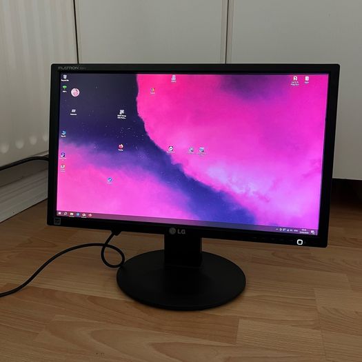 LG Monitor 22 inch FULL HD