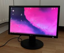 LG Monitor 22 inch FULL HD