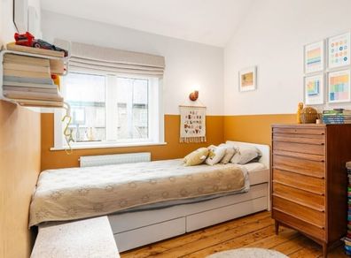 Ikea Slakt kids trundle bed with storage & matresses