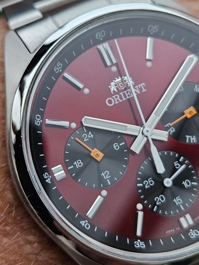 Watch Orient Neo 70' Calendar. Quartz.