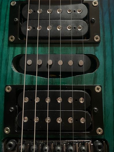 Ibanez Humbucker set Pickups Quantum Humbucker (neck), Quantum Single Coil (middle), Quantum Humbucker (Bridge) electric guitar parts accessories