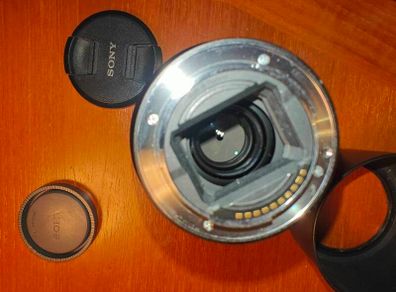 Sony 90mm F2.8 macro lens
