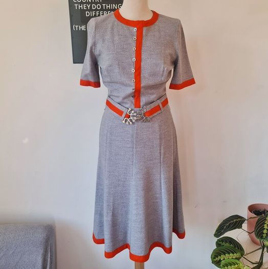 Vintage 1960s rare Colin Glascoe wool mod dress grey pillarbox red silver belt buckle / 1970s British designer Made in England S small