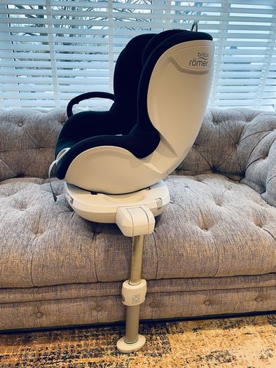 Car seat Suitable From Birth up to 18kg