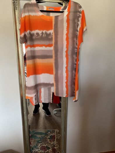 Naya short sleeved colourful top,