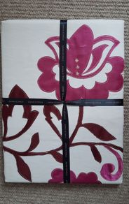 Single Embroidered Duvet Cover - Ivory & Fuchsia.