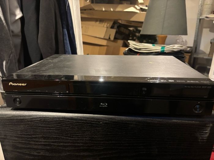 High End Home Cinema- Read Description