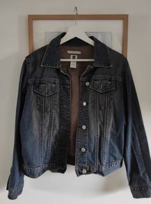 Gap denim jacket size M.