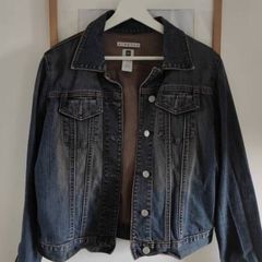 Gap denim jacket size M.