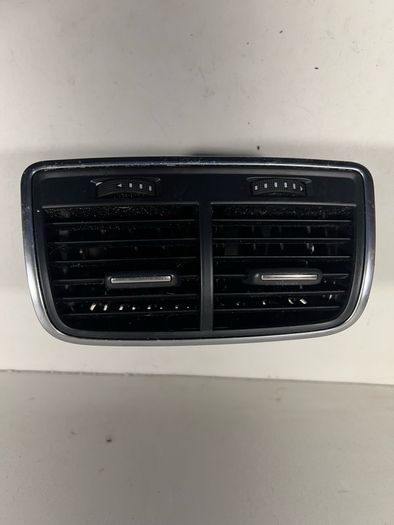 2013 Audi A6 C7 Centre Console Rear Air Vent 4g0819203 A1l3b4s