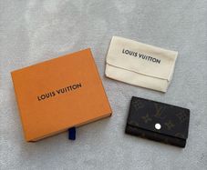 Louis Vuitton 6 Key Holder in Monogram Canvas