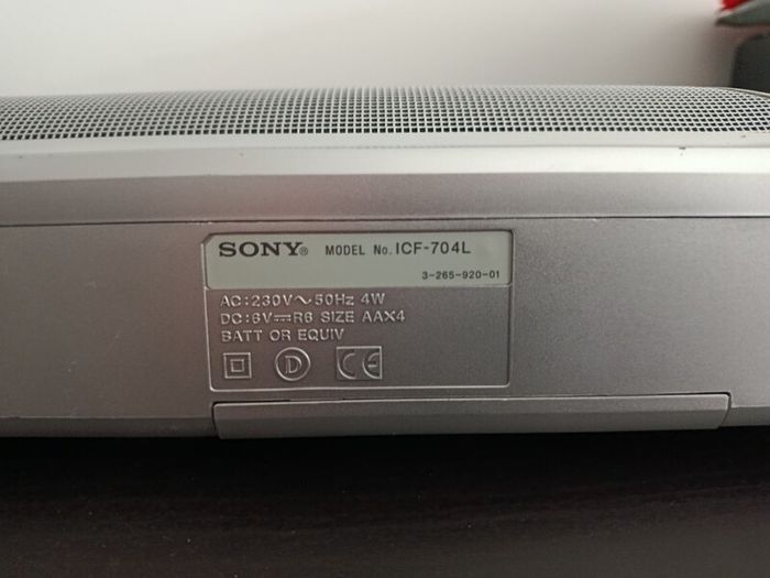 Sony ICF-704L Fm Radio