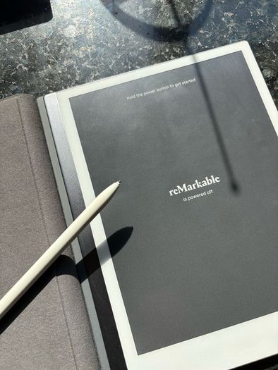 ReMarkable 2 Tablet + Marker Pen + Brown Folio