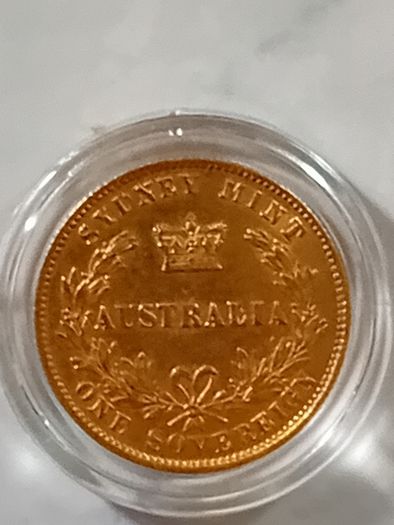 Gold coin