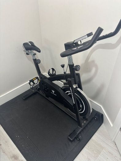 Hit Fitness G6 Indoor Cycling Exercise Bike  1