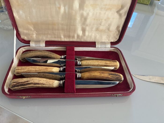 Taylor's "Eye Witness" steak knives, Sheffield, England
