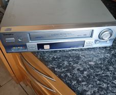 VHS player and recorder for free