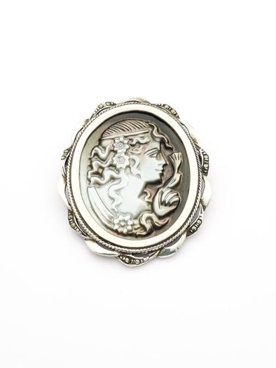 Vintage 925 Silver Carved Cameo Brooch