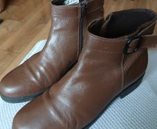 Real Leather Ladies Boots Size 7uk 30 euro